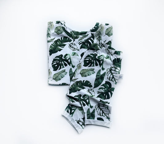 Monstera shorts-Rowan and Me