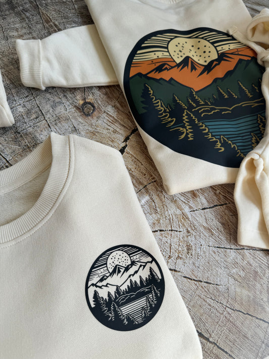 Outdoors badge sweatshirt set