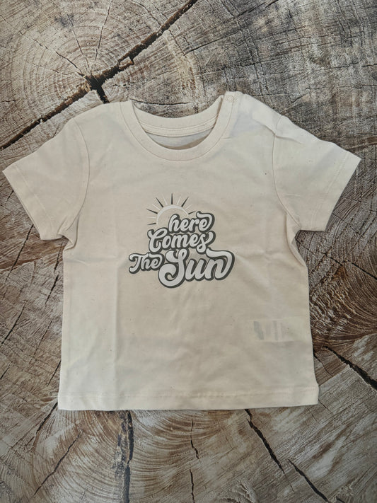 Here comes the sun T-shirt