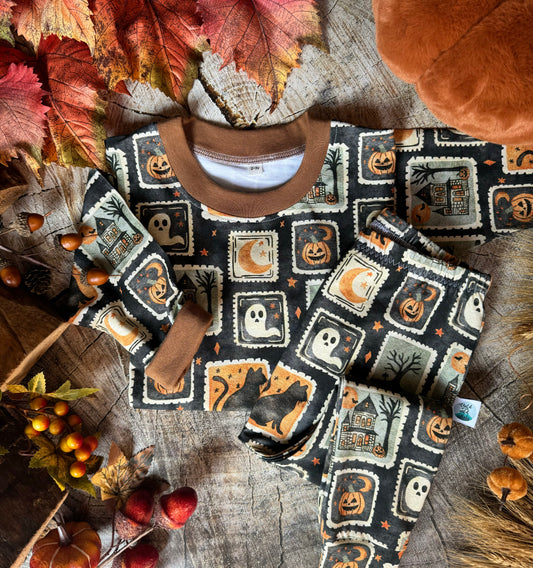 Halloween Stamp Oversized Sweatshirt 2-3 years